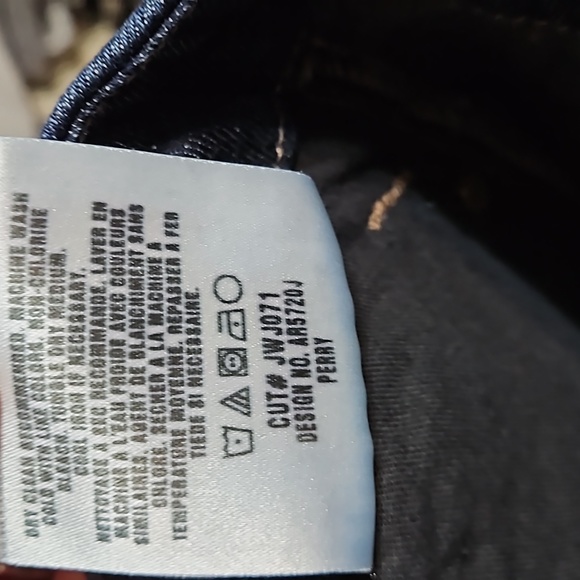 Joe's Bootcut Jeans - Picture 12 of 12